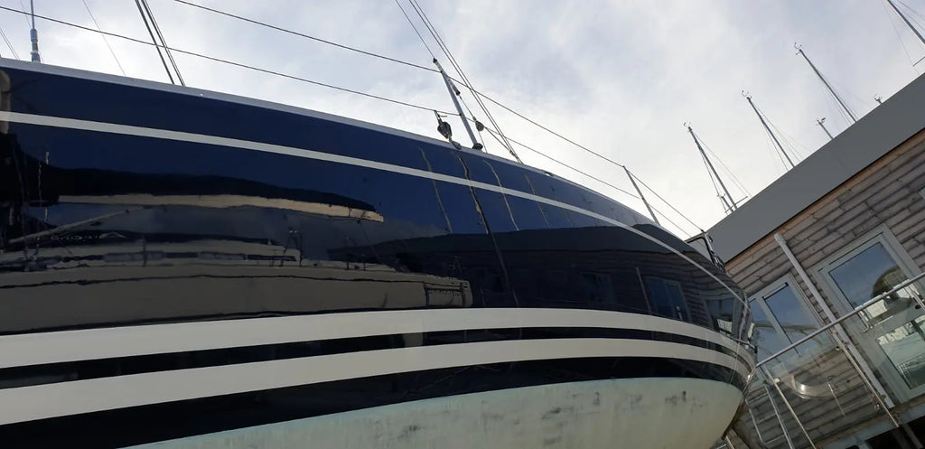 Nano Shield Extreme 100ml for advanced surface protection against dirt, UV rays, and oxidation | Nanotech SST

