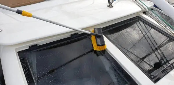 Nano Wash Marine 500ml for deep cleaning and protection of marine surfaces, removes dirt and grime | Nanotech SST

